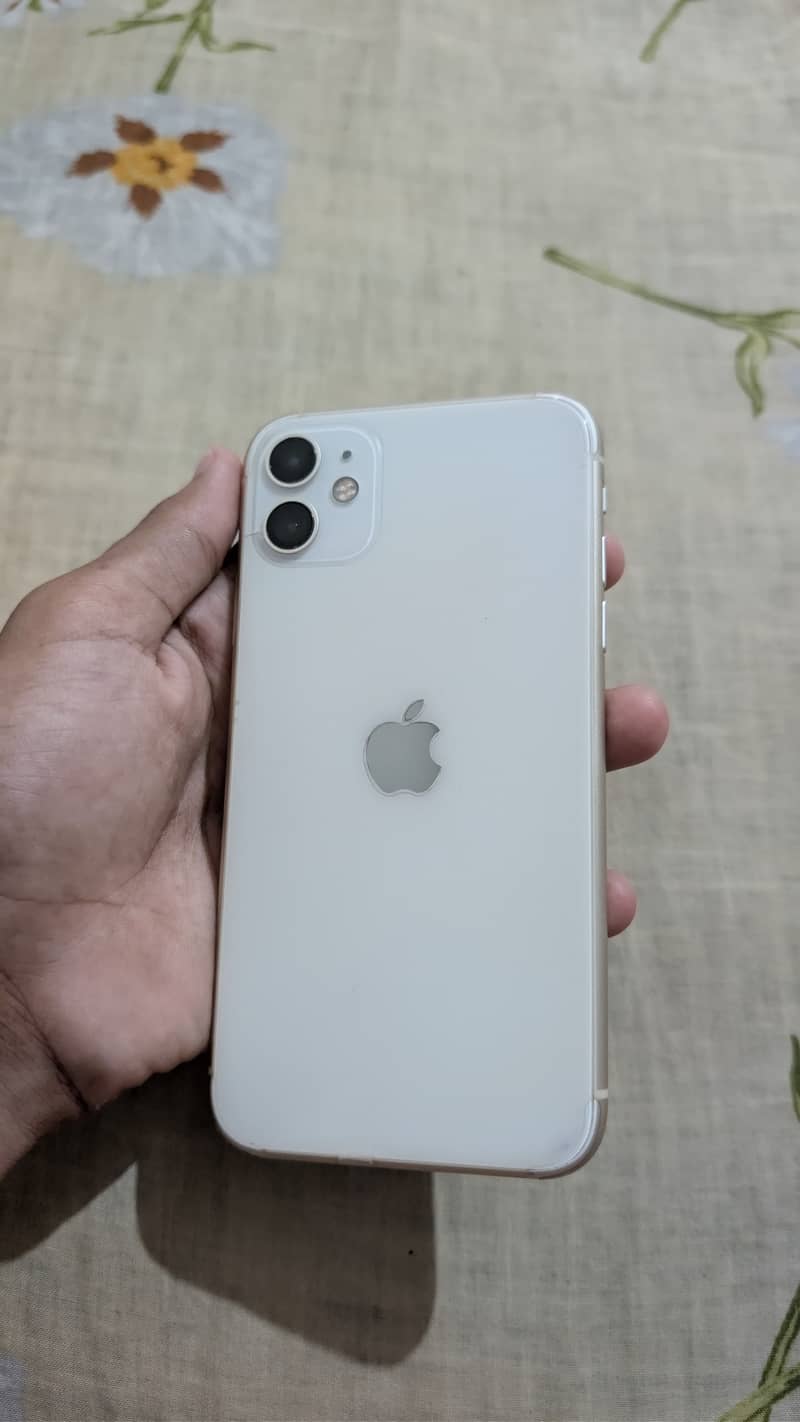 IPHONE 11 3