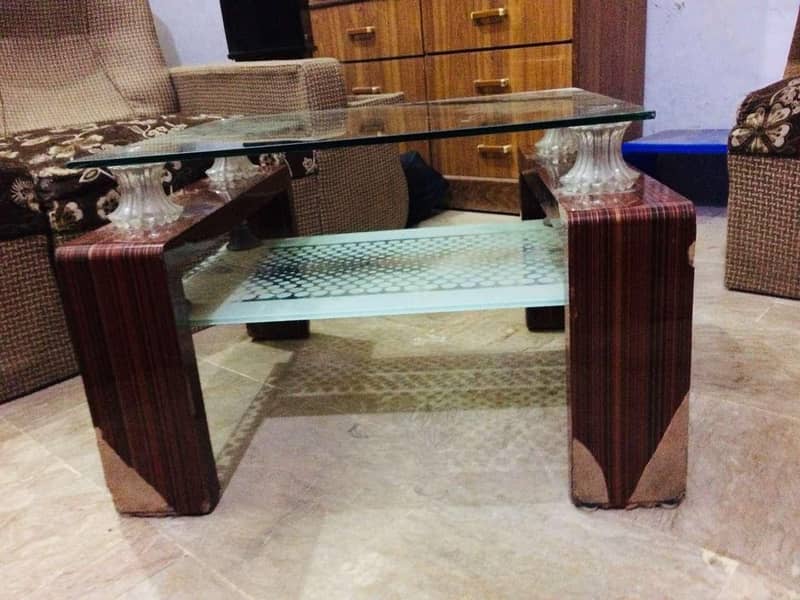 DINING TABLE 1