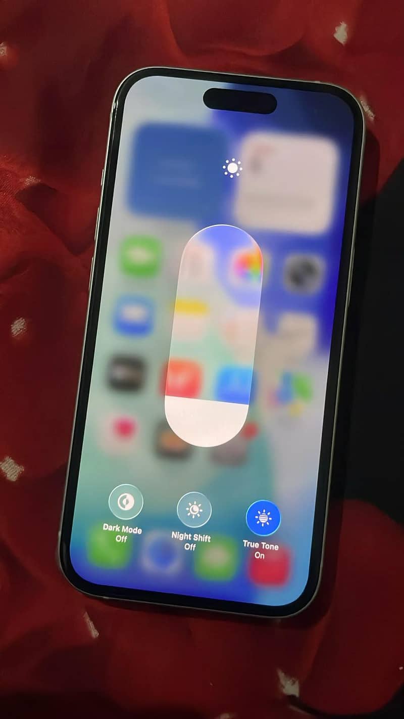 Iphone 15 2