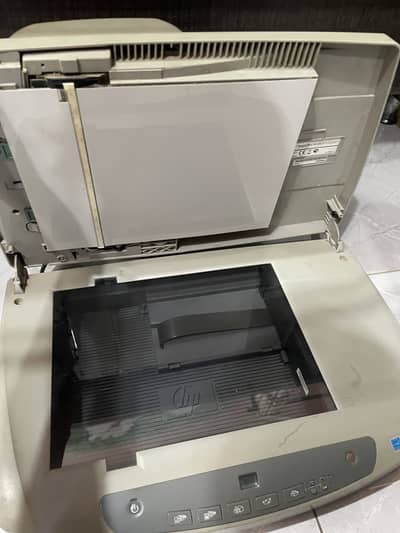 Hp laser jett printer and scanner combo