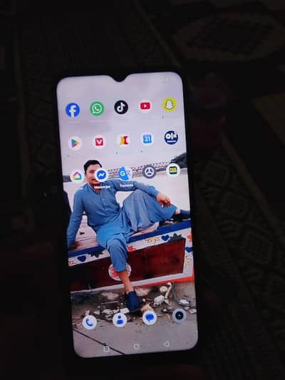 Realme C35