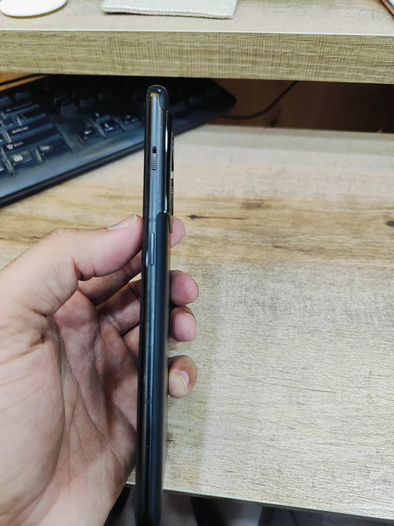 One Plus 10 Pro 1