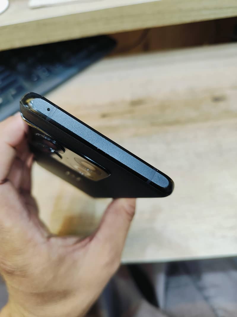 One Plus 10 Pro 3