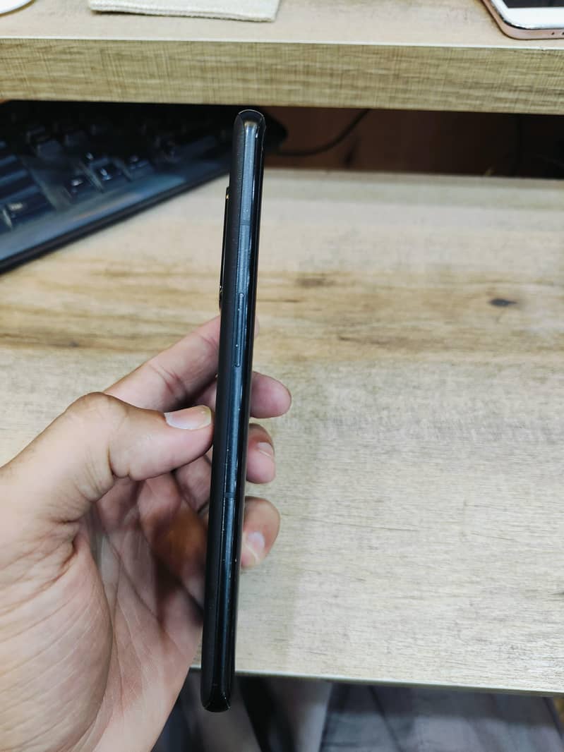 One Plus 10 Pro 5