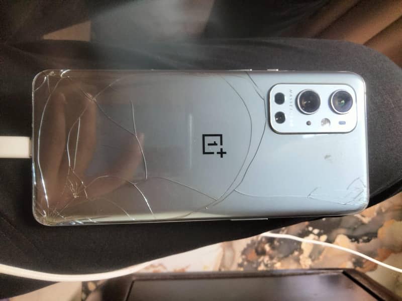 One Plus 9 Pro 0