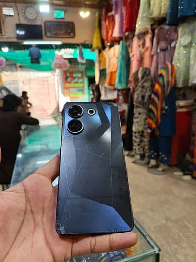 Tecno CAMON 20