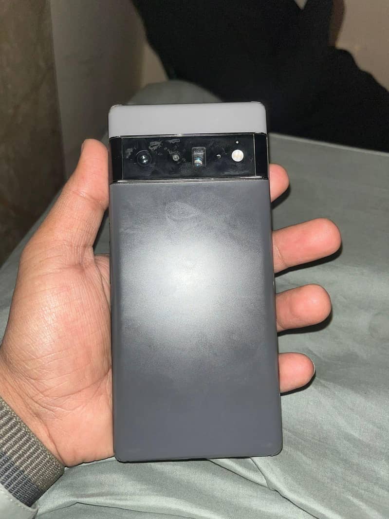 Google Pixel 6 Pro 2