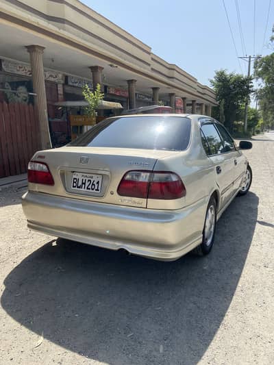 Honda Civic Oriel 2000