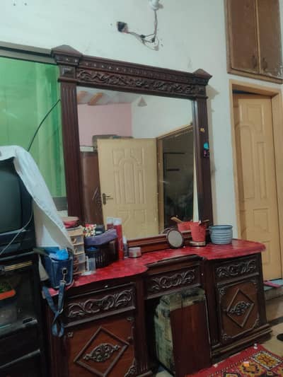 Dressing table for sale