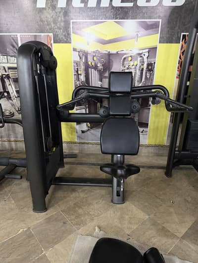 LOCAL / IMPORTED GYM EQUIPMENT / GYM MANUFACTURER / COMMERCIAL MACHINE