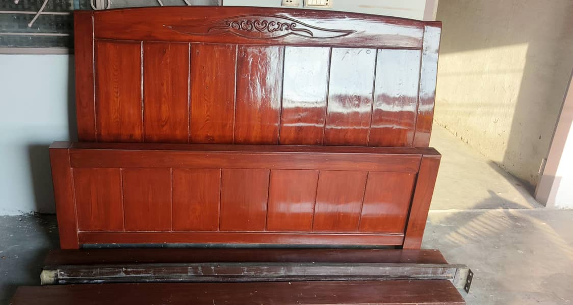 King Bed 0