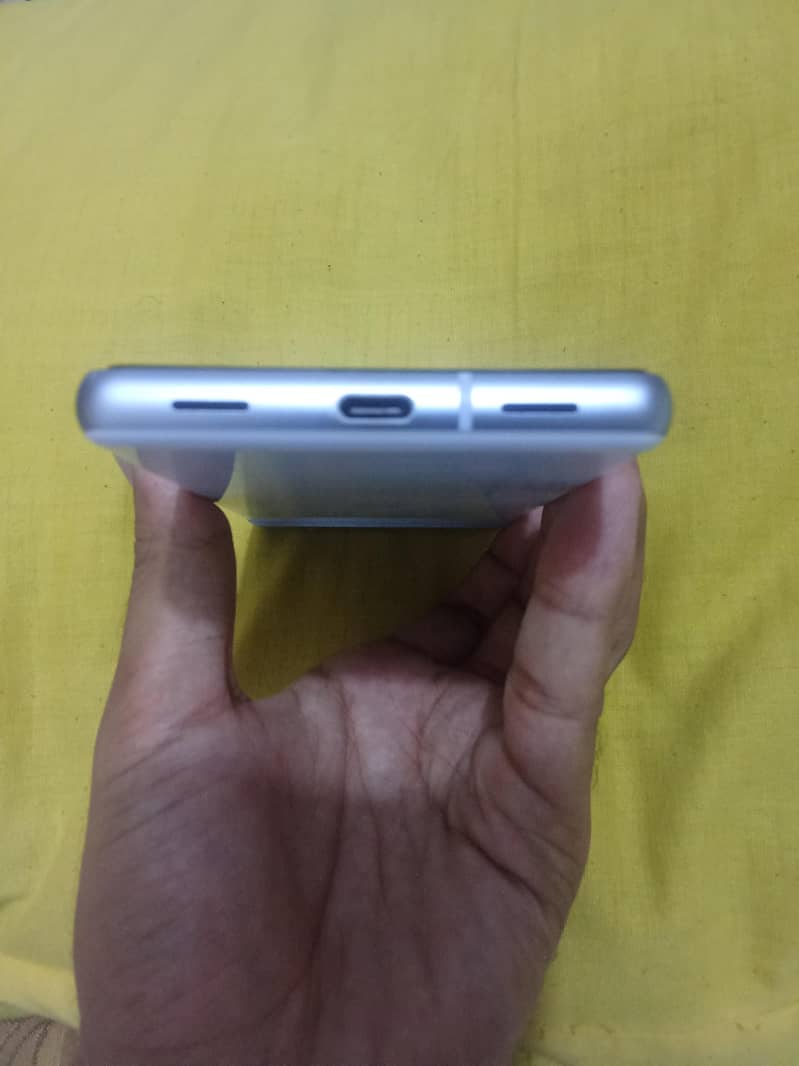 Google pixel 7a 2
