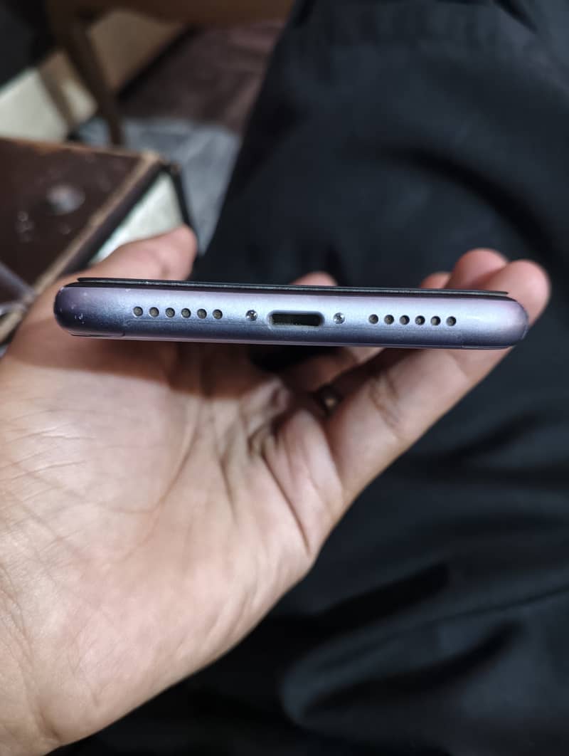 Apple iPhone 11 2