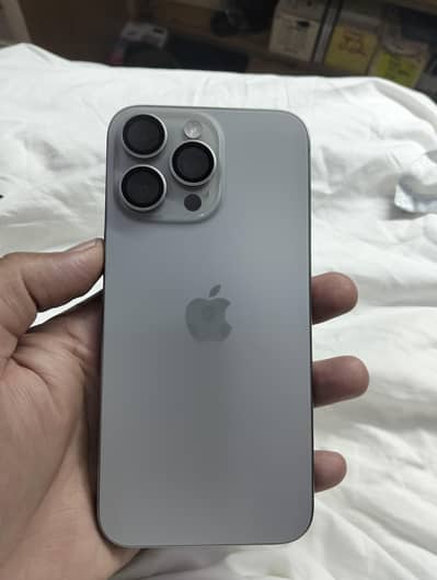 Apple iPhone 15 Pro Max
