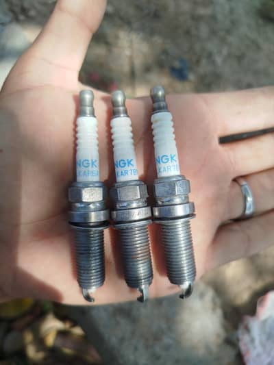 Sparkplug NGK Double Tip Iradium Sparkplugs