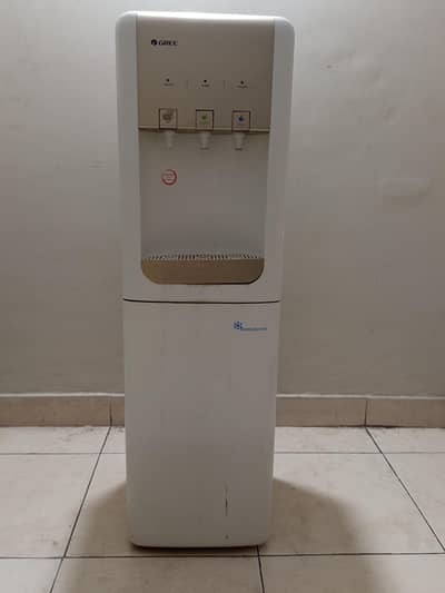 Gree Water Dispenser