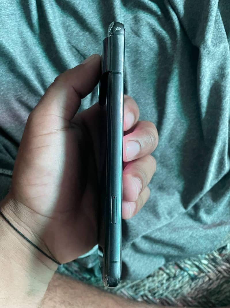 Google Pixel 8 3