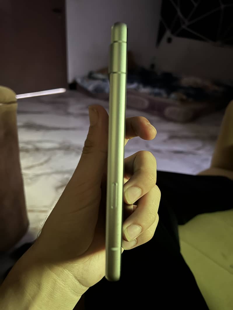 Google Pixel 7a 3
