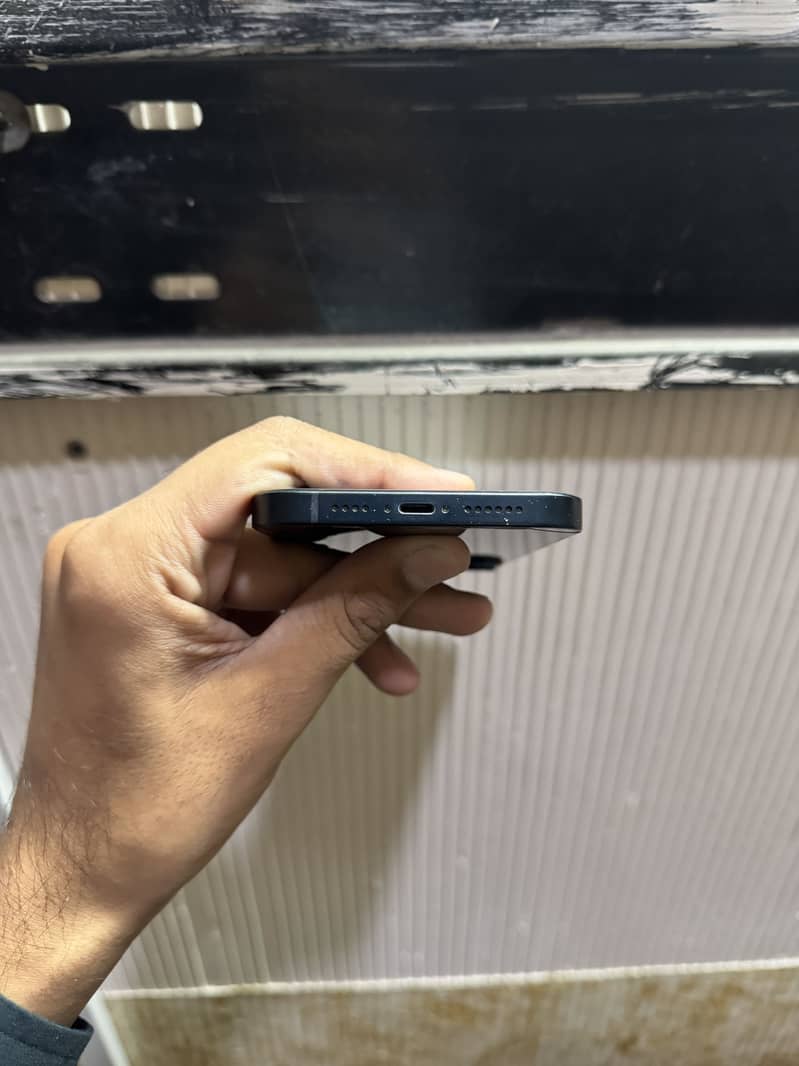 Apple iPhone 14 plus 3