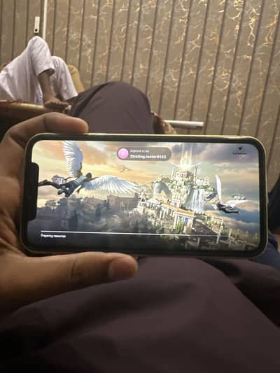 Apple iPhone 11