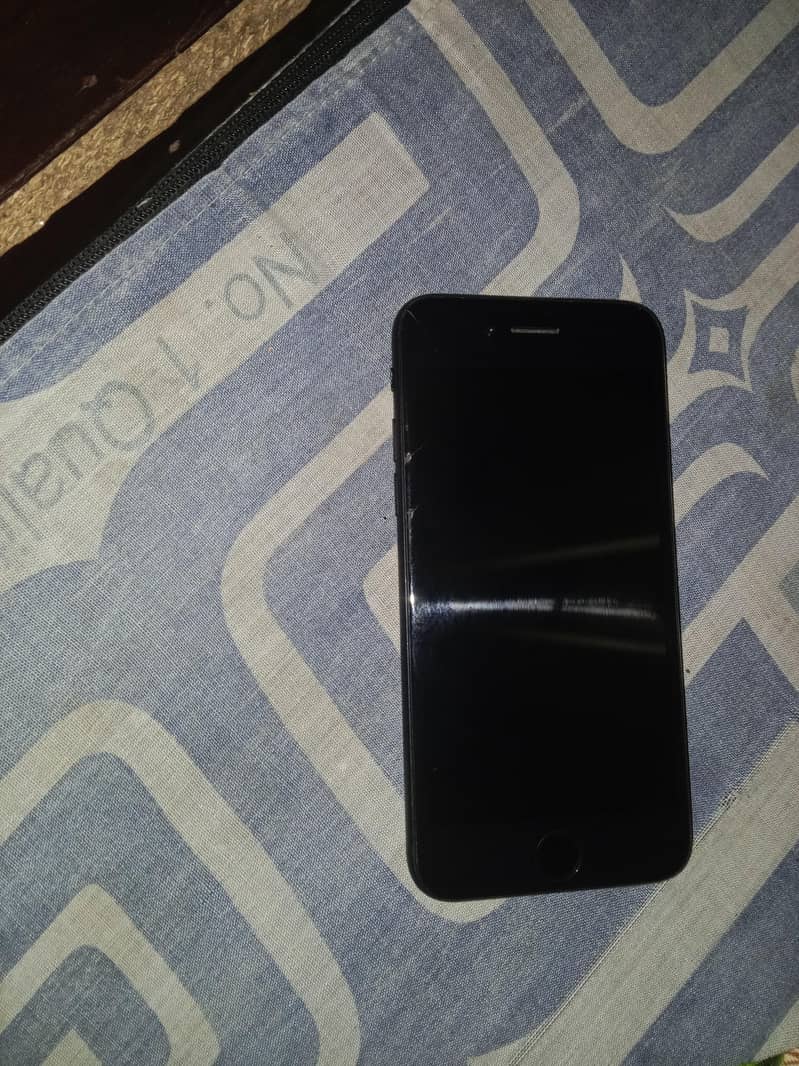 Apple iPhone SE 3