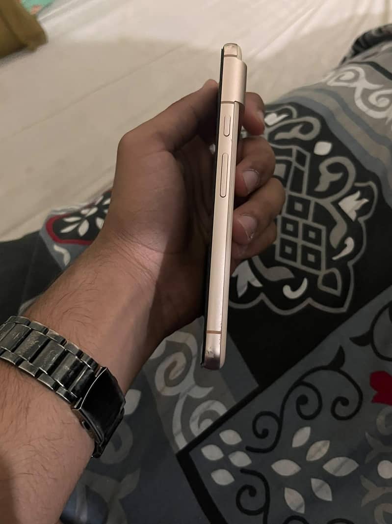 Google Pixel 8 1