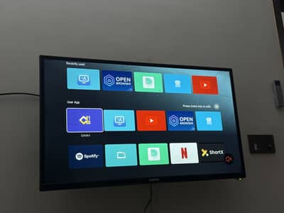 Smart Tv 43”
