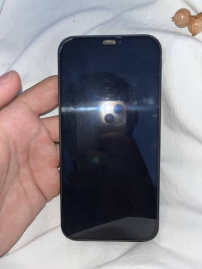 Apple iPhone 12 only icoud full okay water pack