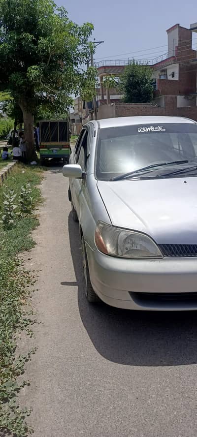 Toyota Platz 2008 car may koi kam nhi hay andr say organil hay