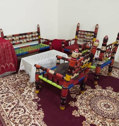 Sindhi Hala sofa/chair set 5 seater