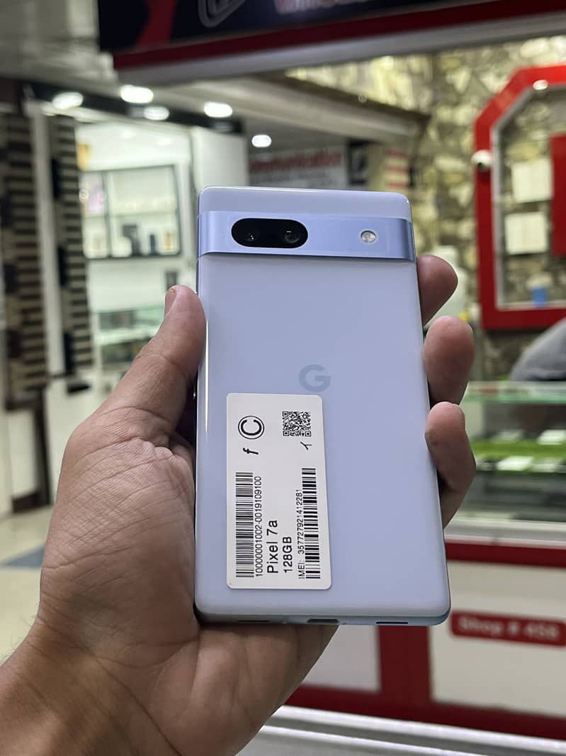 Google Pixel 7a 1