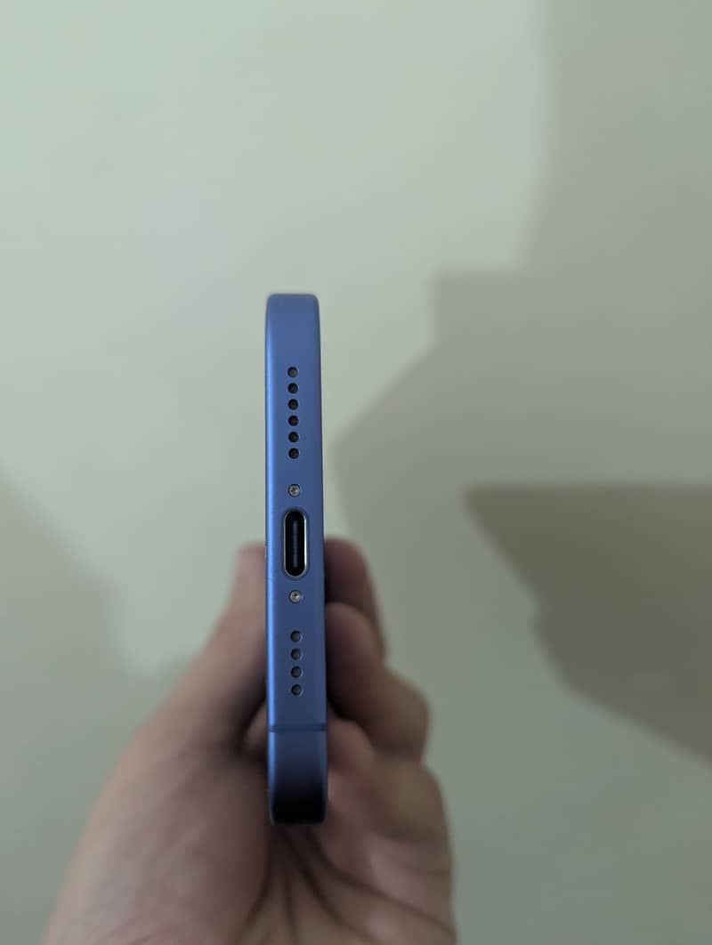 Apple iPhone 16 Plus 6