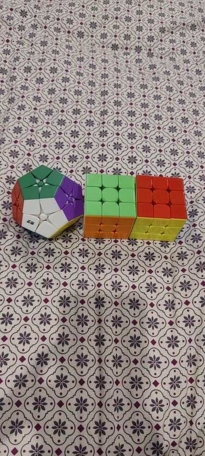 deal of Rubik's cubes