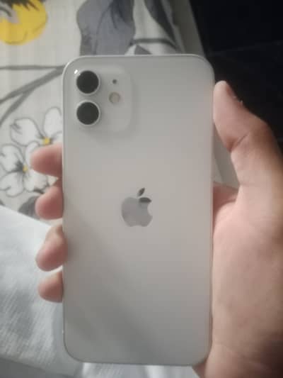 Apple iPhone 12