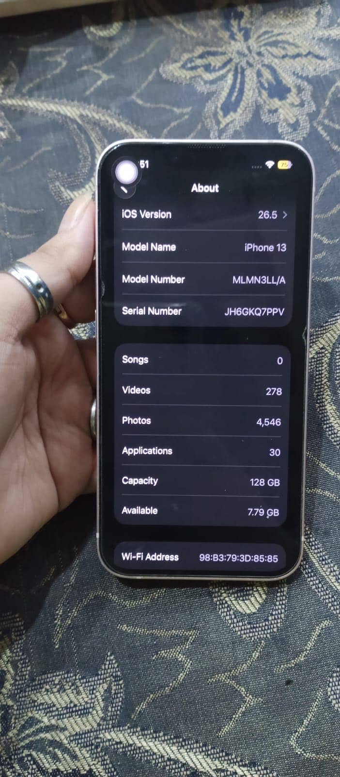 Apple iPhone 13 1