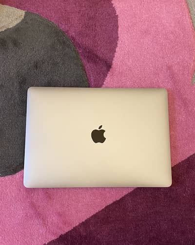 Macbook pro 2020 - 13 inch