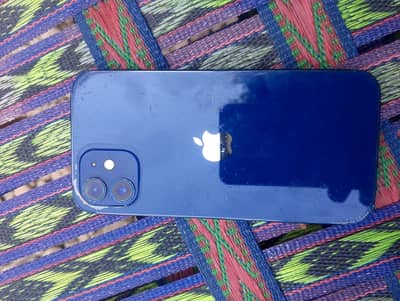 Apple iPhone 12
