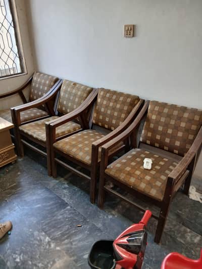 4 wooden chairs