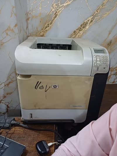hp P4015n