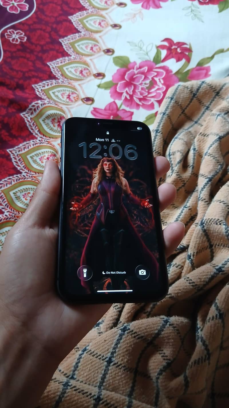 Apple iPhone 11 3