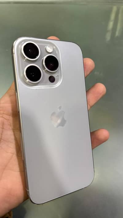 Apple iPhone 15 Pro
