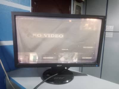 6 LCD Monitors for Sale – Faulty,Repairable  (Acer, HP,Dell,NEC)