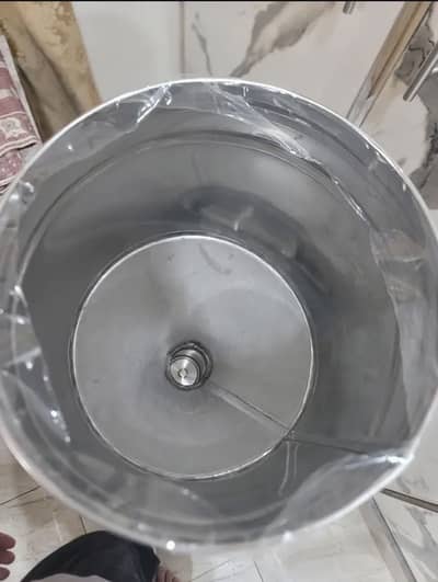 Liquid filing masheen
