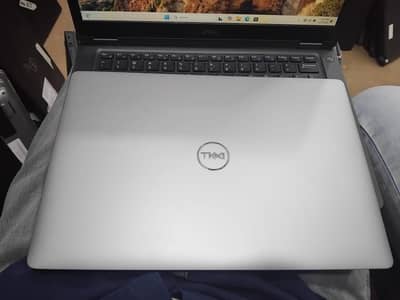 Dell Latitude 5970. SSD 256. RAM (8GM)