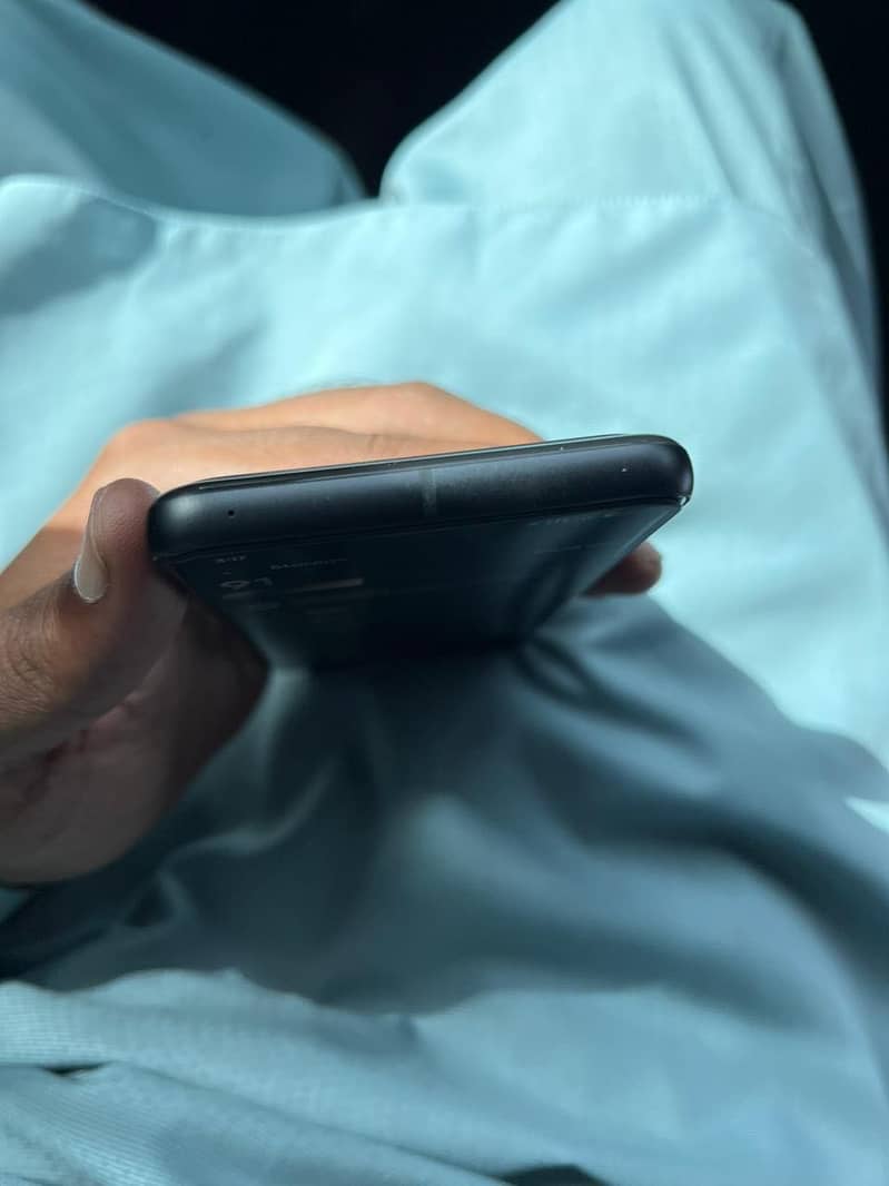 Google Pixel 8 5