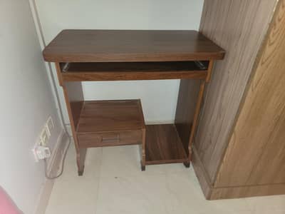 amazing office table or kids table