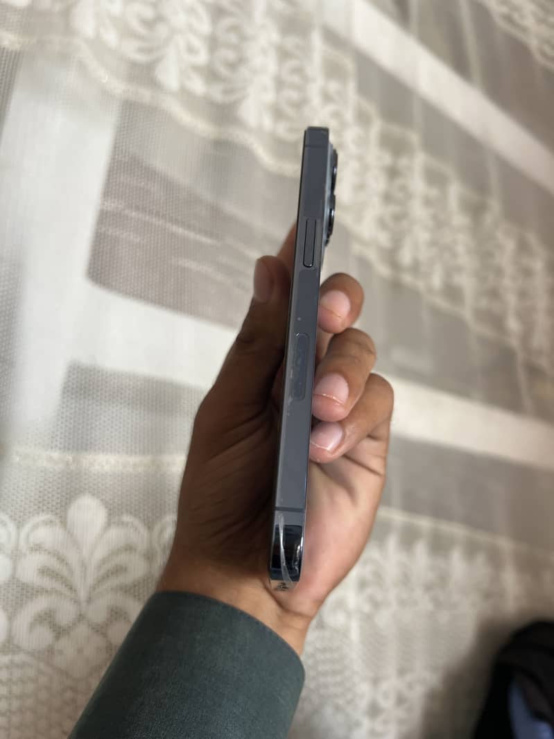 Iphone 13pro 1