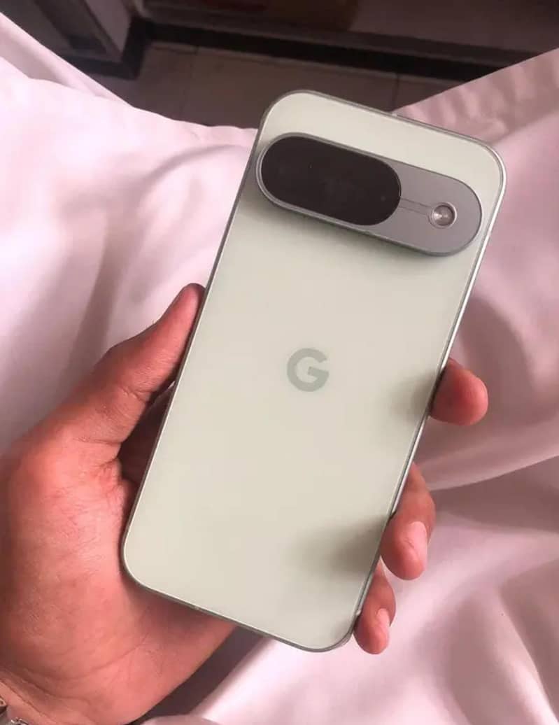 Google Pixel 9 5