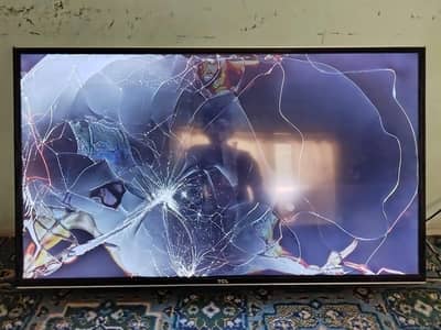 TCL WIFI SMART TV