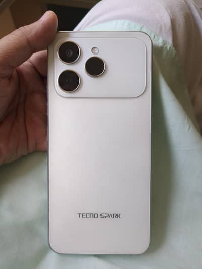 Tecno Spark 40 ( 6 128GB)